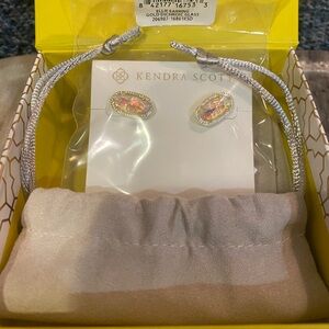 Kendra Scott NIB Gold Dichroic Glass Earrings